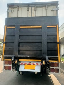 ขาย ลิฟท์ท้่ายรถบรรทุก มือ 2 ขนาด 2 ตัน