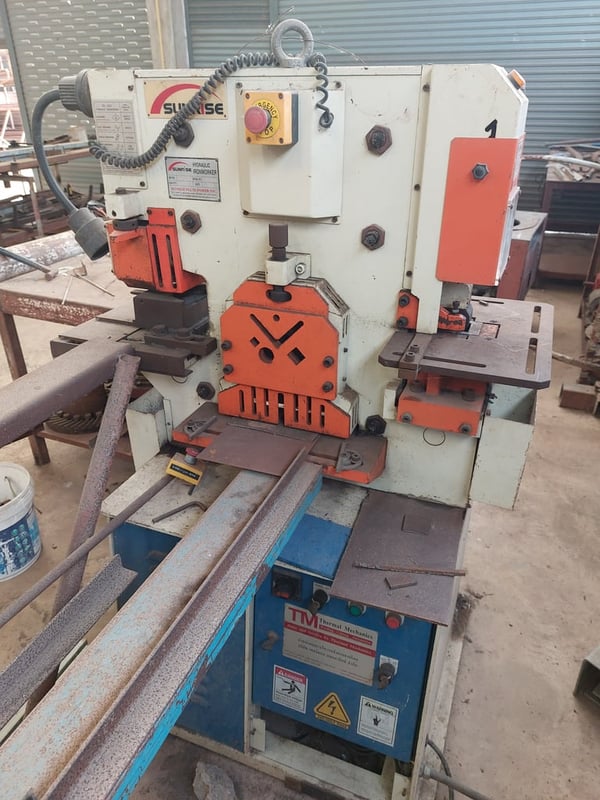 เครื่องตัด เจาะ บาก เอนกประสงค์ 45ตัน เครื่องตัด เจาะ บาก เอนกประสงค์ 45ตัน