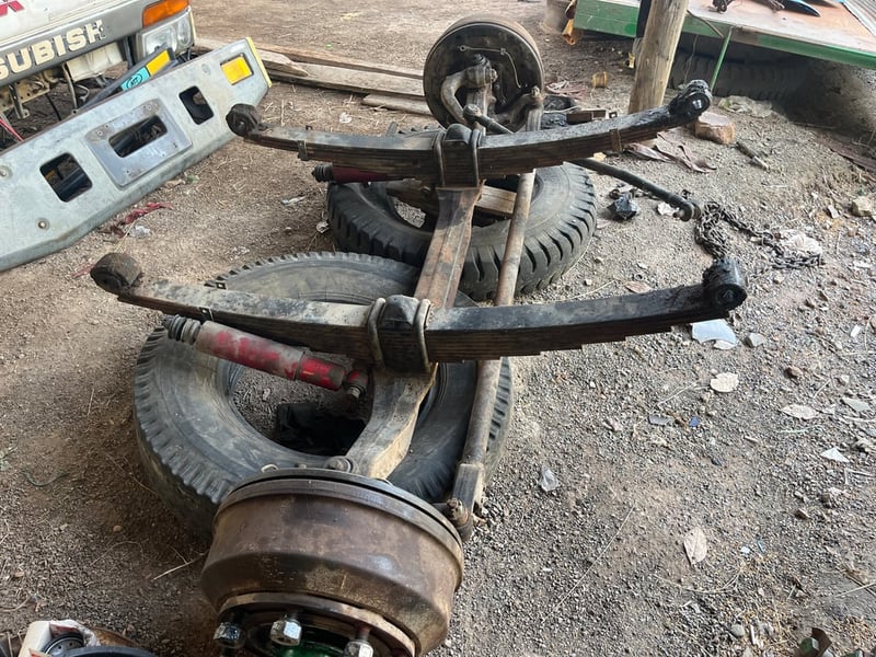 คานหน้า527 พร้อมแหนบ