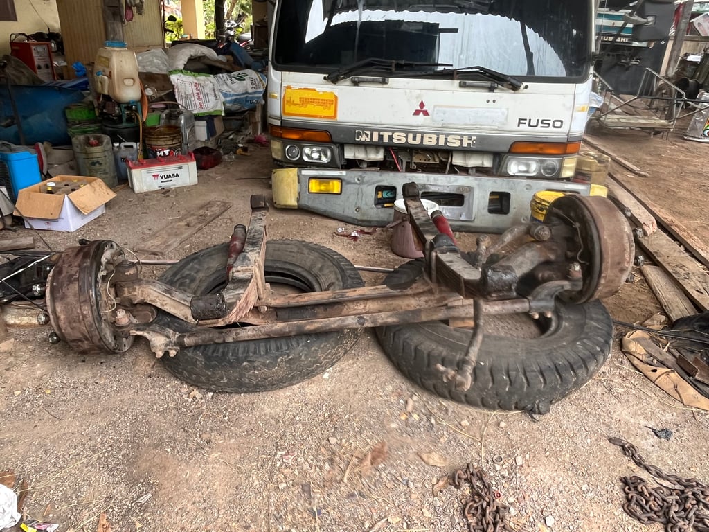 คานหน้า527 พร้อมแหนบ