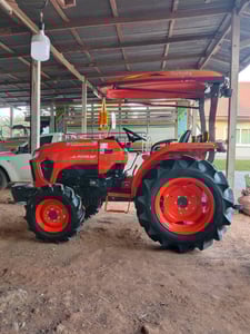 รถไถใช้งานน้อยมากใช้แค่ตัดหญ้า