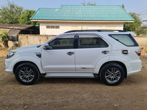 TOYOTA FORTUNER TRD SPORTIVO 3.0 4WD