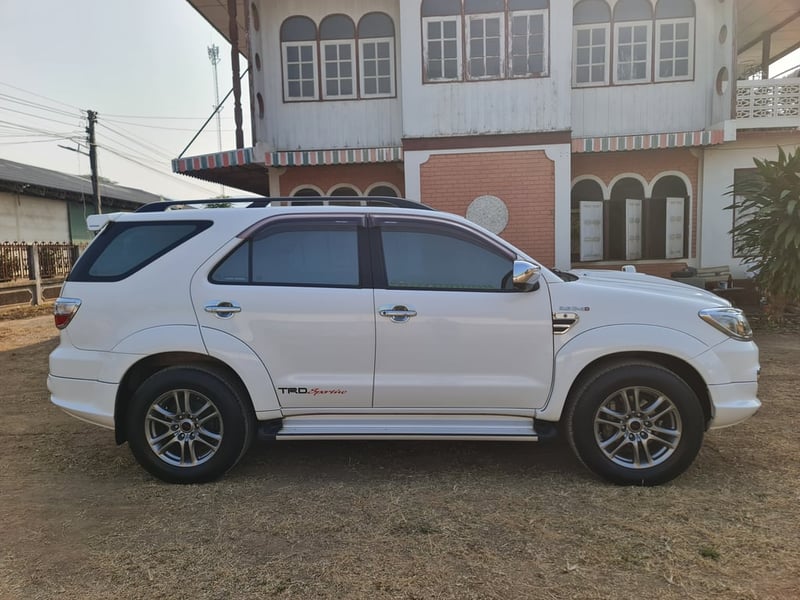 TOYOTA FORTUNER TRD SPORTIVO 3.0 4WD