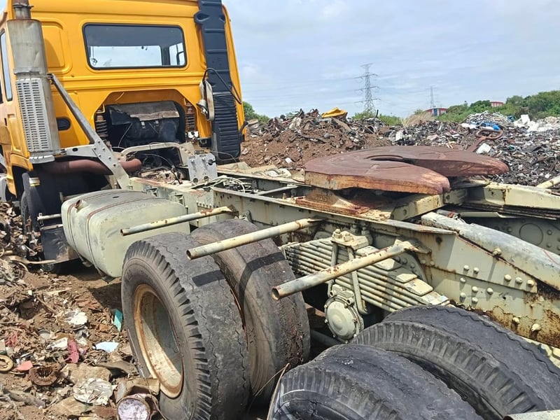 ขายซาก หัวลาก 10 ล้อ 2 เพลา VOLVO FL10 ขายซาก หัวลาก 10 ล้อ 2 เพลา VOLVO FL10