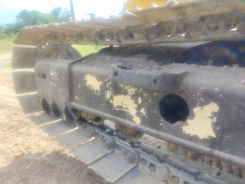 ขายรถแบคโฮ KOMATSU PC130-7 เก่านอก เอกสารเล่มทะเบียน ขายรถแบคโฮ KOMATSU PC130-7 เก่านอก เอกสารเล่มทะเบียน