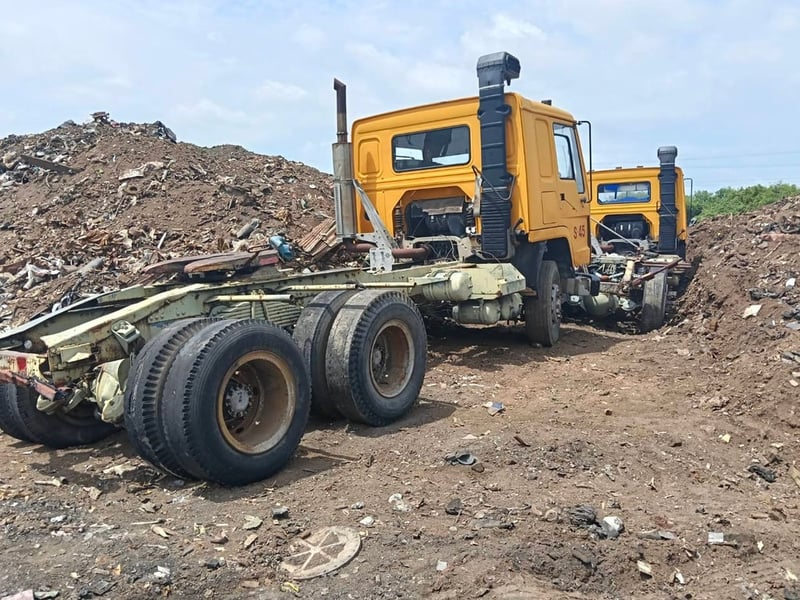 ขายซาก หัวลาก 10 ล้อ 2 เพลา VOLVO FL10 ขายซาก หัวลาก 10 ล้อ 2 เพลา VOLVO FL10