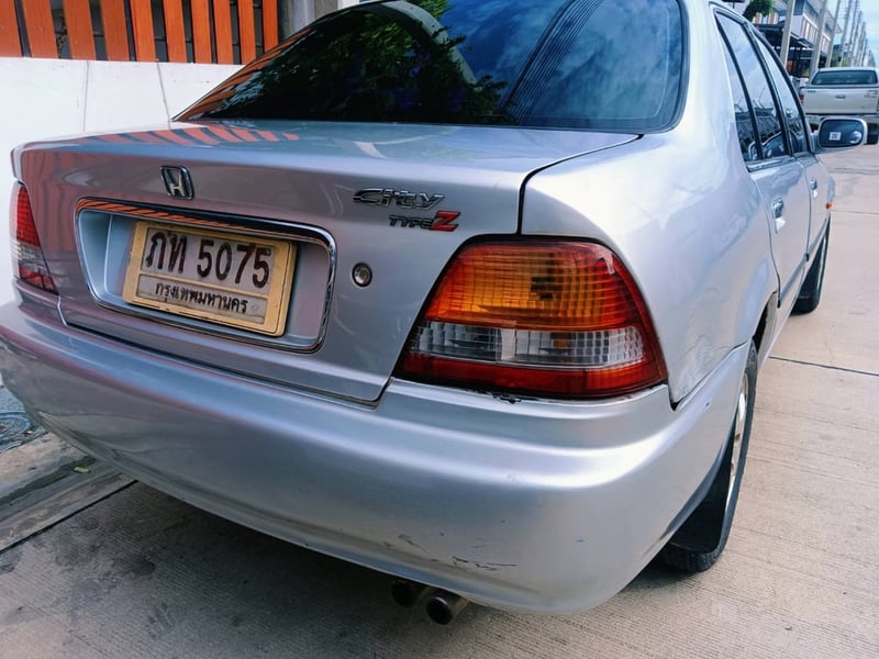 Honda City type z นางฟ้าแสนสวย Honda City type z นางฟ้าแสนสวย