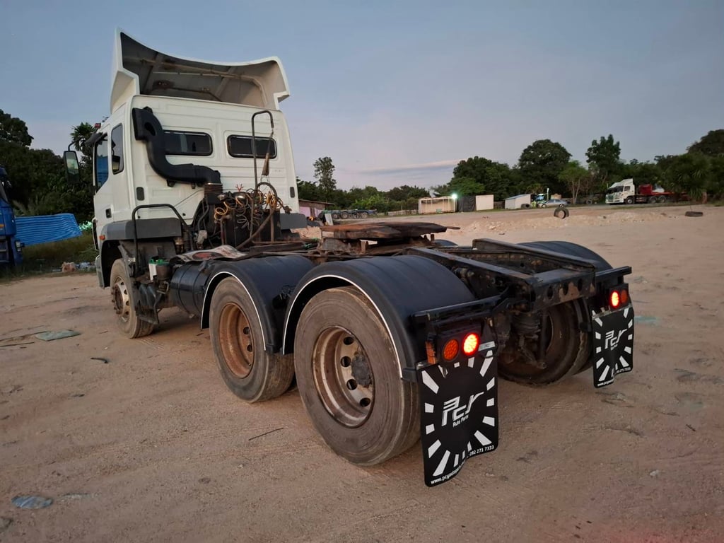 10 ล้อหัวลาก ฟูโซ่ 279 แรง 2 เพลา เกียร์ zf มีระบบยกดั้ม