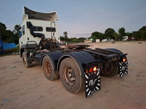 10 ล้อหัวลาก ฟูโซ่ 279 แรง 2 เพลา เกียร์ zf มีระบบยกดั้ม