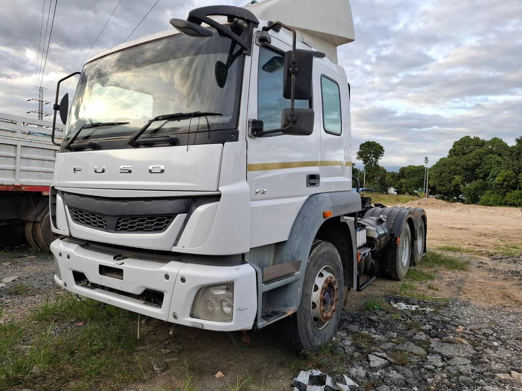 ขาย 10 ล้อหัวลาก FUSO 279 แรง 2 เพลา เกียร์ zf มีระบบยกดั้ม