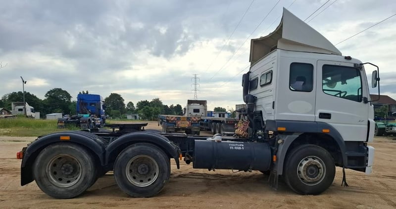 ขาย 10 ล้อหัวลาก ฟูโซ่ 2 เพลา 279 แรง เกียร์ ZF