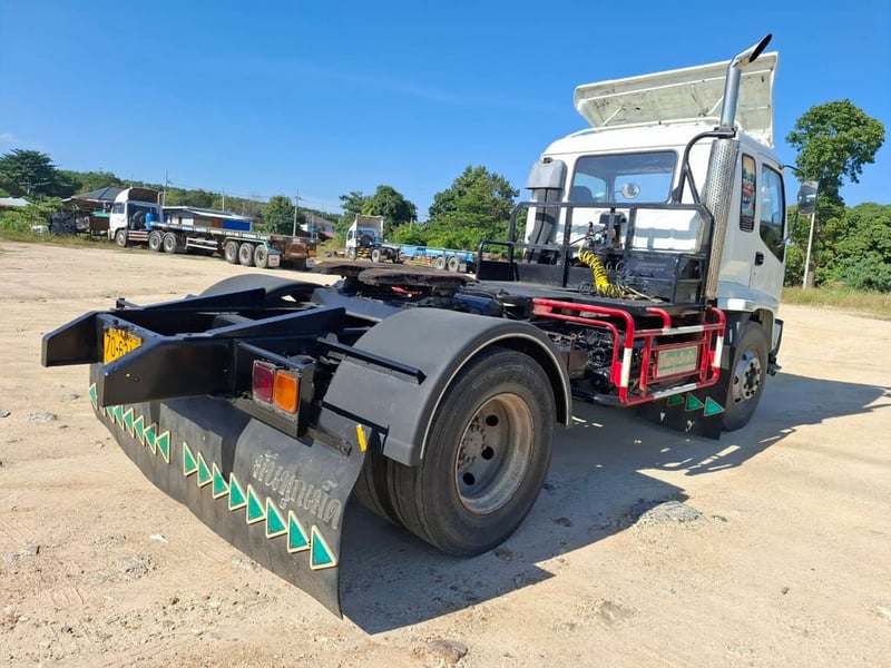 6 ล้อ หัวลาก พร้อมใช้ 6 ล้อ หัวลาก พร้อมใช้