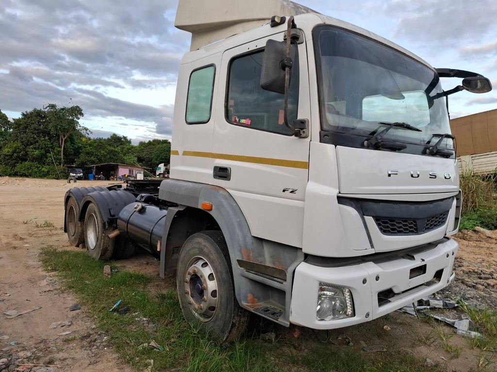 ขาย 10 ล้อหัวลาก FUSO 279 แรง 2 เพลา เกียร์ zf มีระบบยกดั้ม