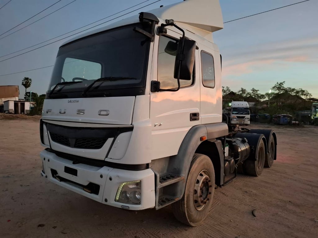 10 ล้อหัวลาก ฟูโซ่ 279 แรง 2 เพลา เกียร์ zf มีระบบยกดั้ม