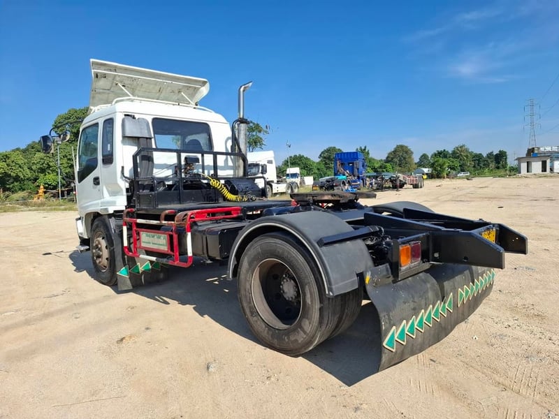 6 ล้อ หัวลาก พร้อมใช้ 6 ล้อ หัวลาก พร้อมใช้