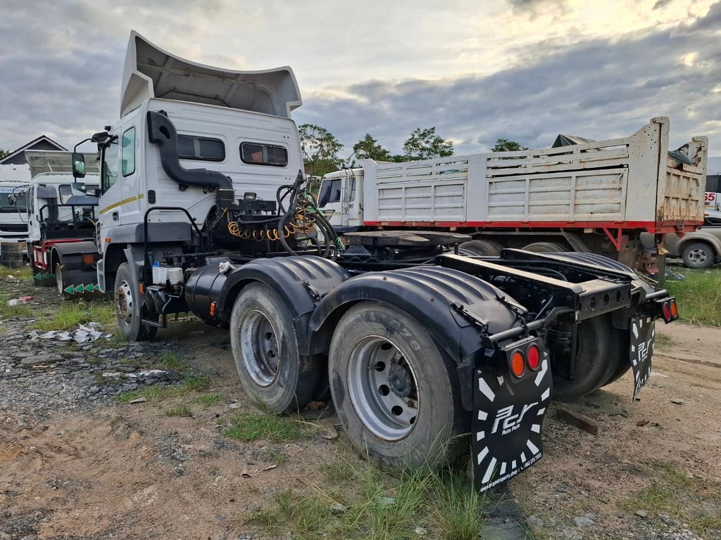 ขาย 10 ล้อหัวลาก FUSO 279 แรง 2 เพลา เกียร์ zf มีระบบยกดั้ม
