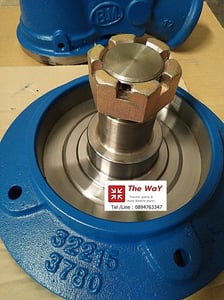 ข้องอบัวผาน  32215-3780 รถแทรกเตอร์