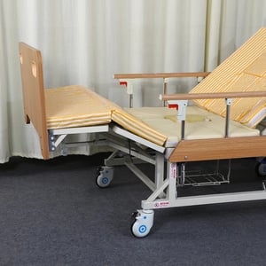 เตียงพยาบาล