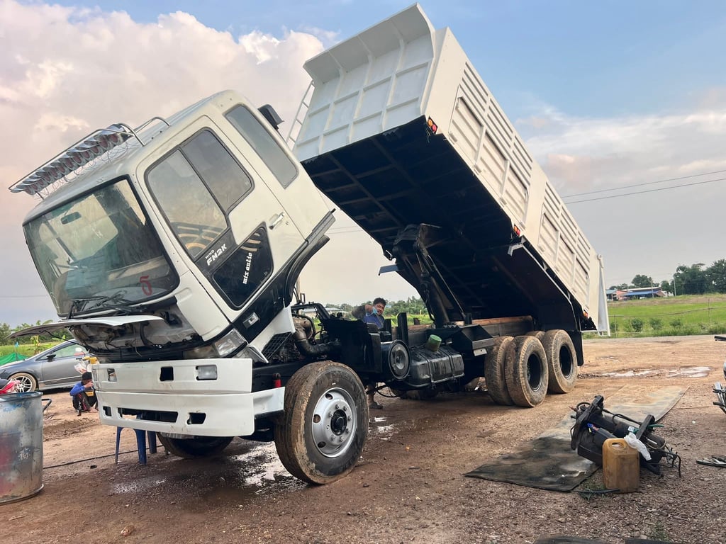 HINO FM2K 240 HINO FM2K 240