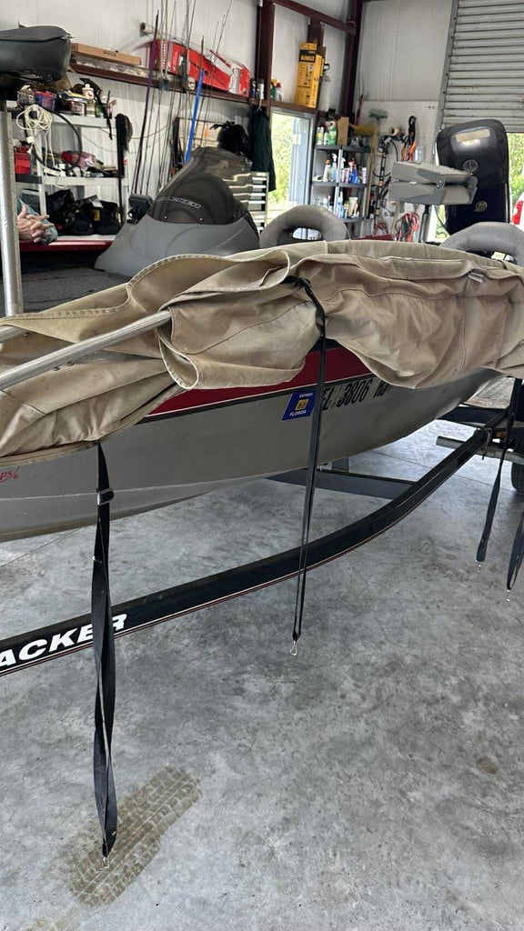 ขายเรือนำเข้าจาก  USA Bass Tracker 175 Pro Team TXW ปี 2010