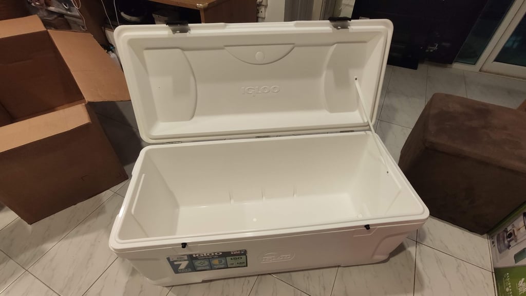 ถังน้ำแข็ง igloo 150 ควอท ของใหม่ใบเดียวลดราคาพิเศษ ถังน้ำแข็ง igloo 150 ควอท ของใหม่ใบเดียวลดราคาพิเศษ