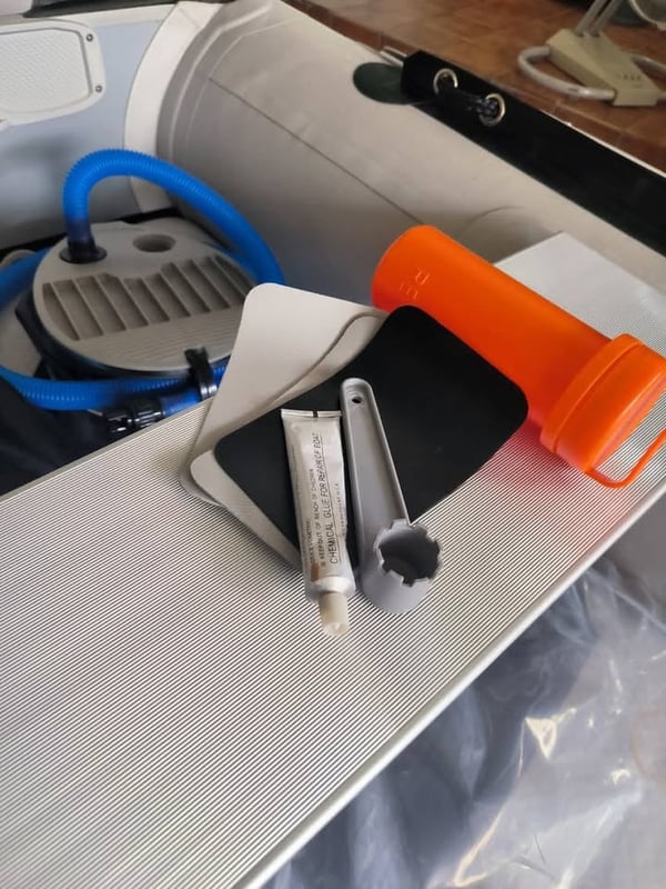  เรือคายัคพับได้ 14.7 ฟุต 3 ที่นั่ง