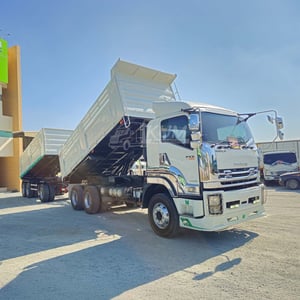 ISUZU FXZ 360 แรง ปี 56 + หางดั้มพ์ สามเพลา อู่สามมิตร ปี 57 (2374 8972)