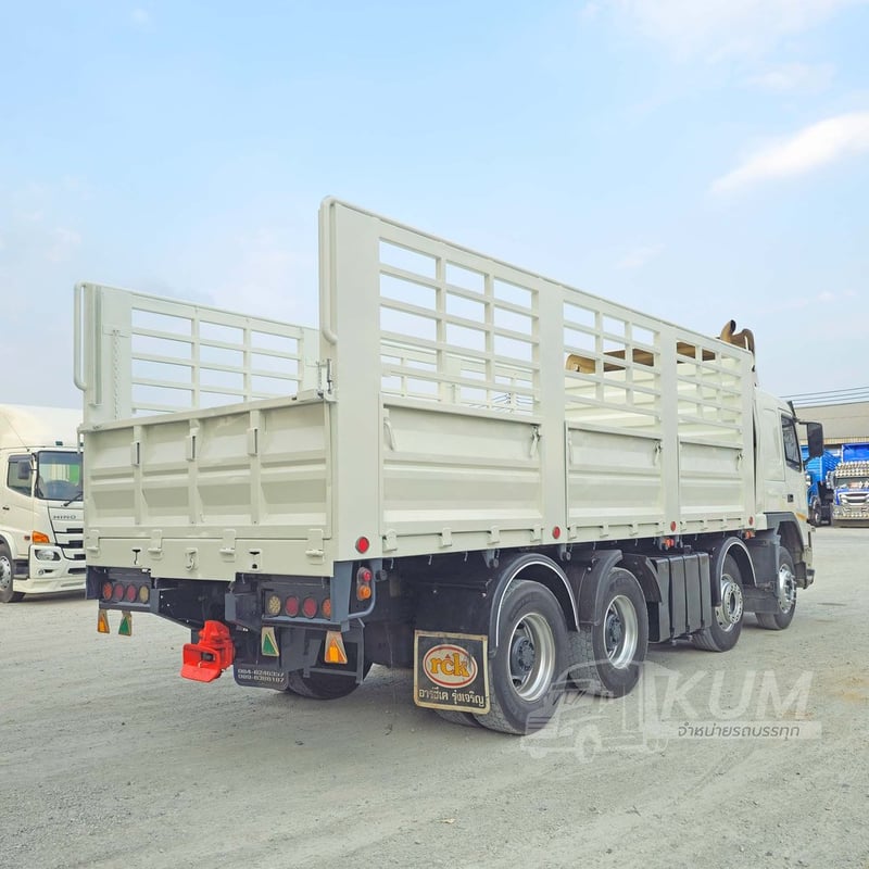 สิบสองล้อคอก VOLVO FM 440 แรง ปี 2556 (2922)