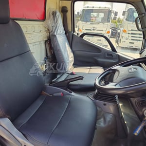 สี่ล้อตู้ HINO XZU 136 แรง ปี 2563 (8297)