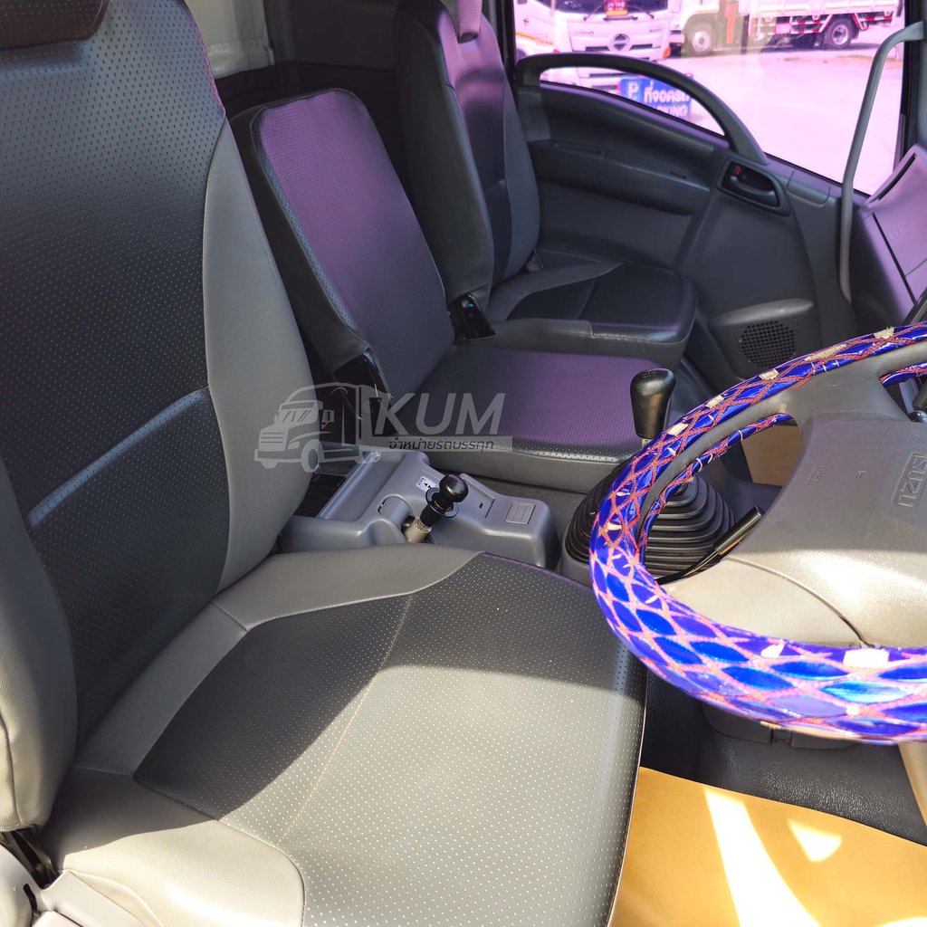 ผ่อน ลด ดอก คอกเกษตรสีเทาแลมโบ  ISUZU FXZ 360 แรงม้า ปี 66 (7740)