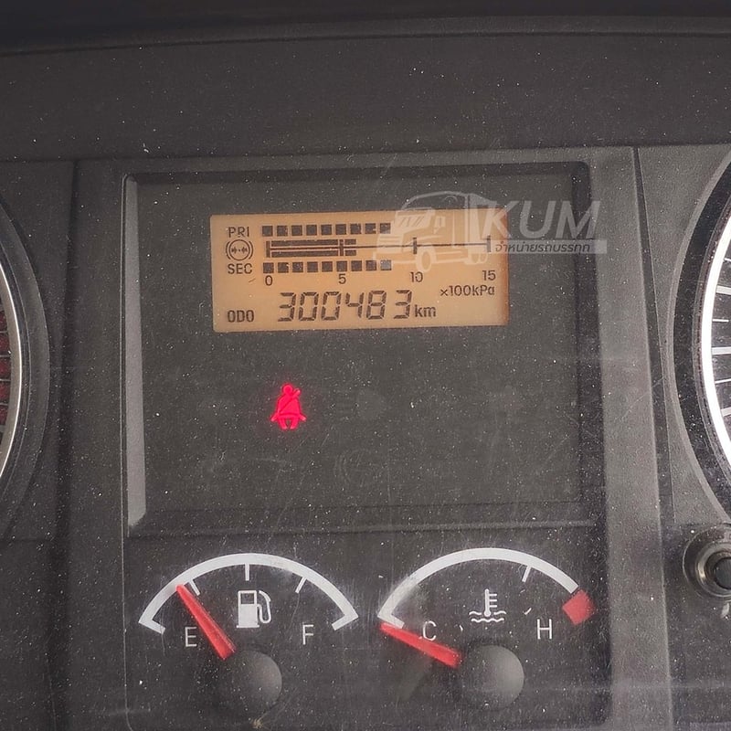 หกล้อตู้สิบบาน ISUZU FRR 210 แรง ปี 2565 (9120)