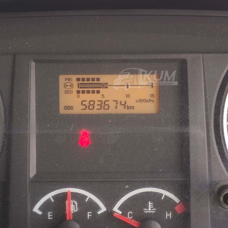 สิบล้อตู้ ISUZU FVM 240 แรง ปี 2560 (2720)