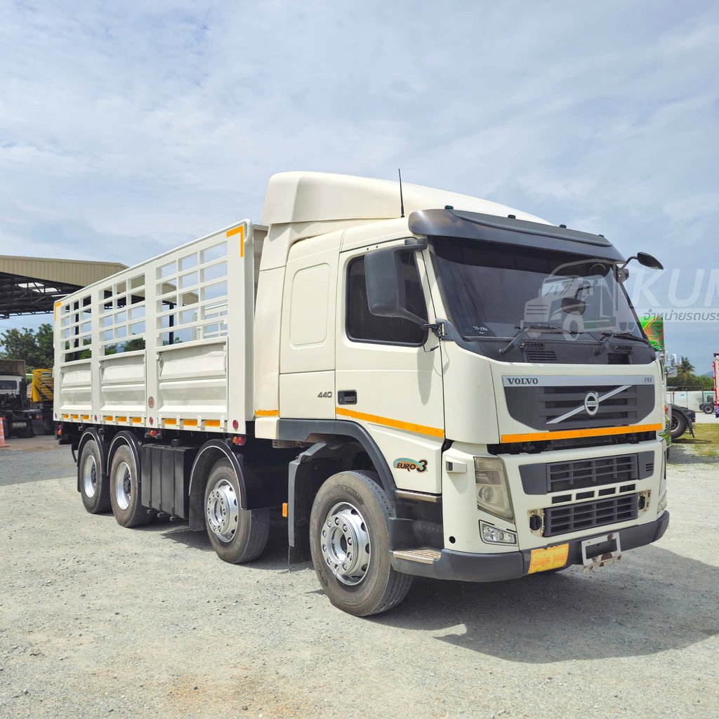 ผ่อน ลด ดอก สิบสองล้อคอก Volvo FH 440 แรงม้า ปี 56 ราคาถูกเกิ้นน (2890)