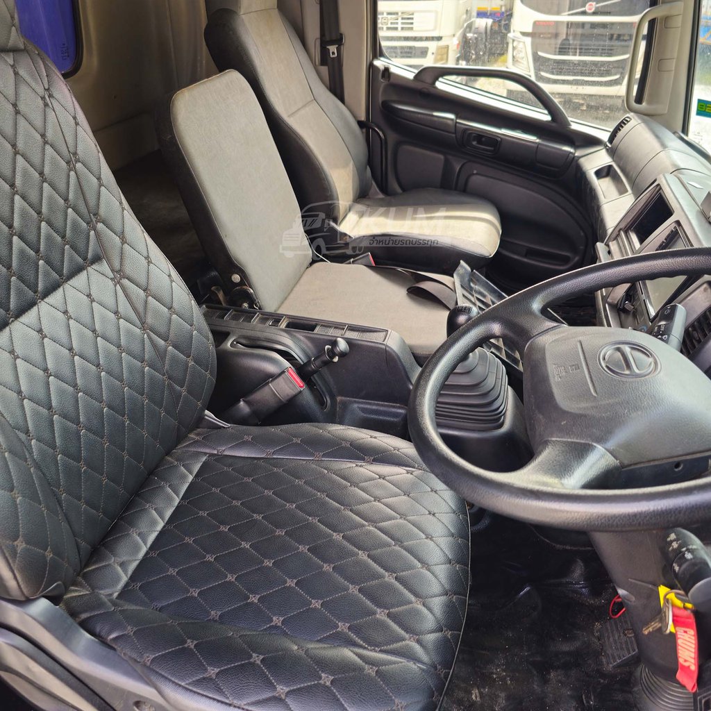 สด ลด VAT หกล้อตู้สิบบาน HINO FG 240 แรงม้า ปี 64 ไมล์น้อย (3641)
