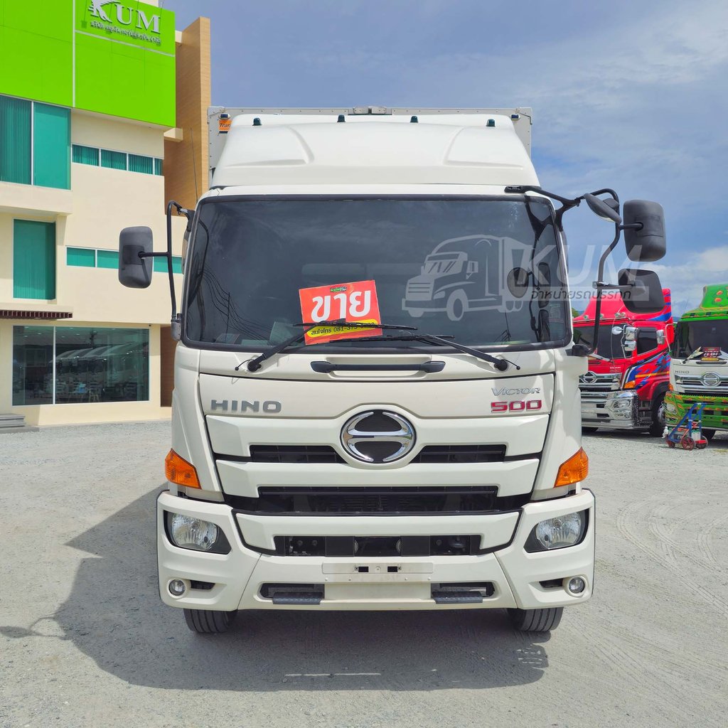 สด ลด VAT  หกล้อตู้สามบาน HINO FG8J 240 แรงม้า ปี 63  (3995)