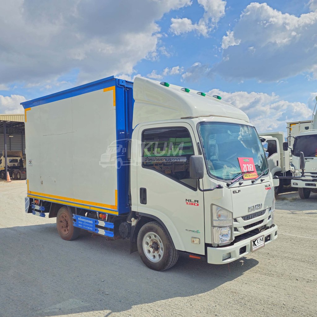 สี่ล้อตู้ ISUZU NLR 104 แรง ปี 2564 (4519)
