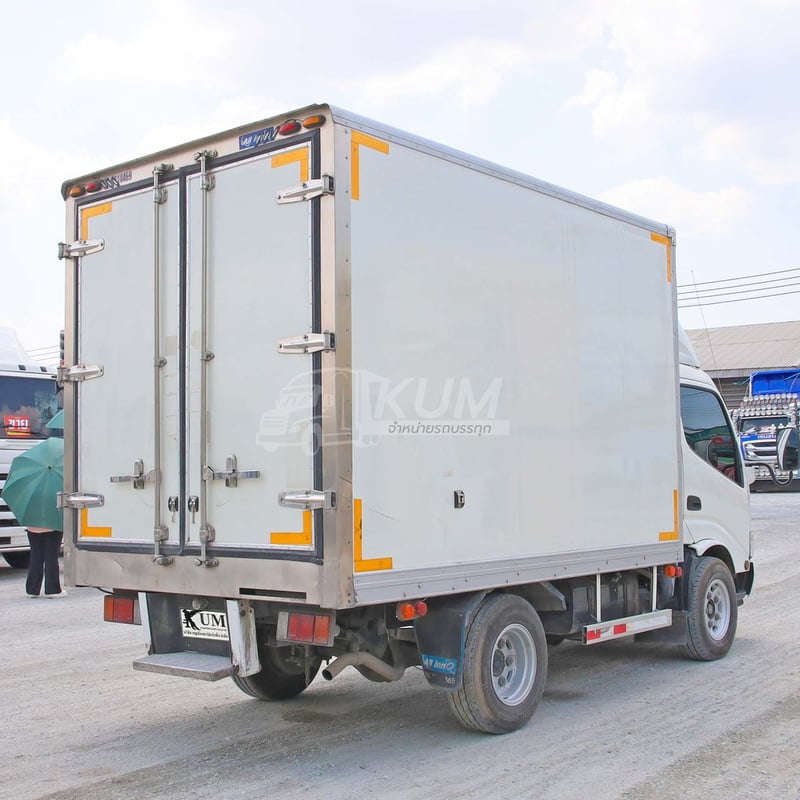 สี่ล้อตู้เย็น HINO XZU 136 แรง ปี 2567 (8556) สี่ล้อตู้เย็น HINO XZU 136 แรง ปี 2567 (8556)