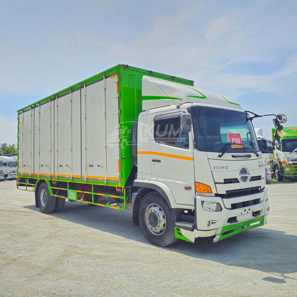 ผ่อน ลด ดอก หกล้อตู้สิบบาน  HINO FG8J 240 แรง ปี 65 (7509) ผ่อน ลด ดอก หกล้อตู้สิบบาน  HINO FG8J 240 แรง ปี 65 (7509)