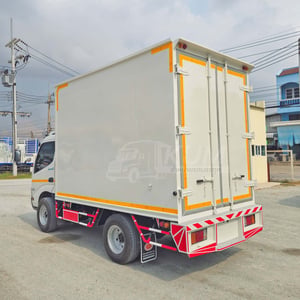 สี่ล้อตู้ HINO XZU 136 แรง ปี 2563 (637)