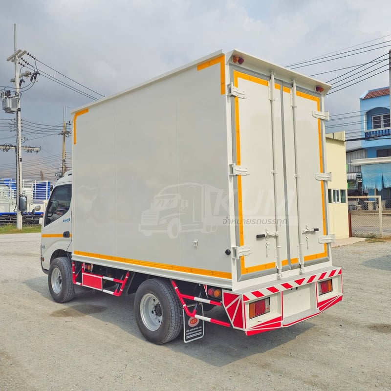 สี่ล้อตู้ HINO XZU 136 แรง ปี 2563 (637) สี่ล้อตู้ HINO XZU 136 แรง ปี 2563 (637)