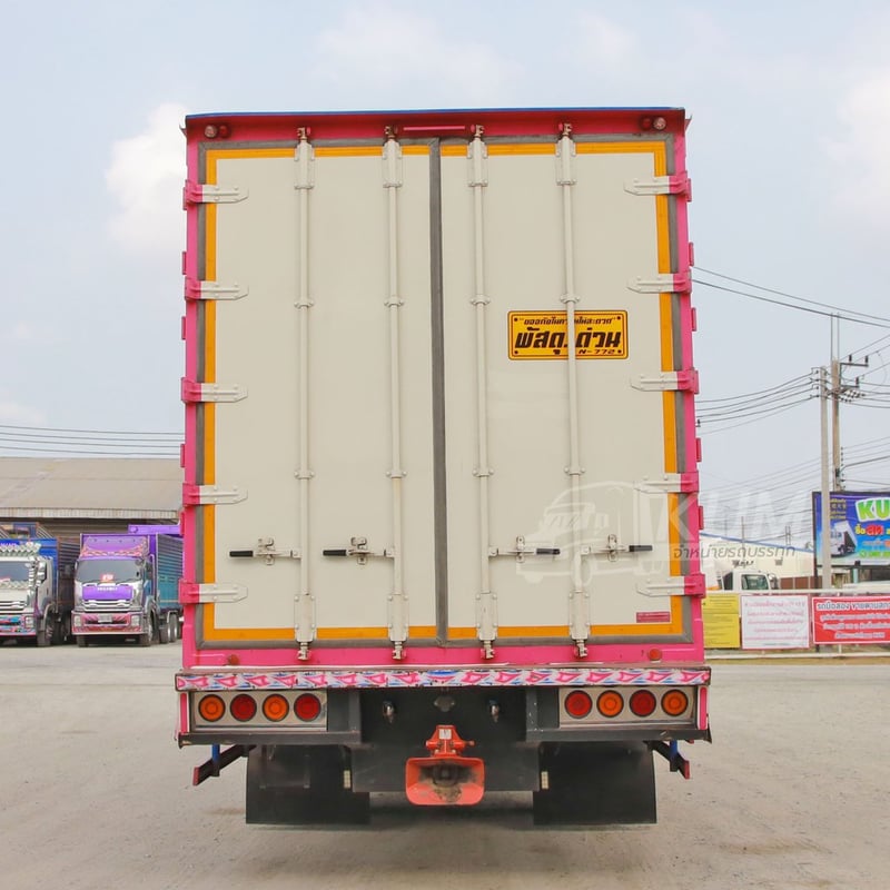 หกล้อตู้สิบบาน ISUZU FTR 240 แรง ปี 2565 (5322) หกล้อตู้สิบบาน ISUZU FTR 240 แรง ปี 2565 (5322)