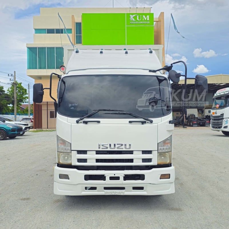 หกล้อตู้สิบบาน ISUZU FRR 190 แรง ปี 2556 (0034) หกล้อตู้สิบบาน ISUZU FRR 190 แรง ปี 2556 (0034)