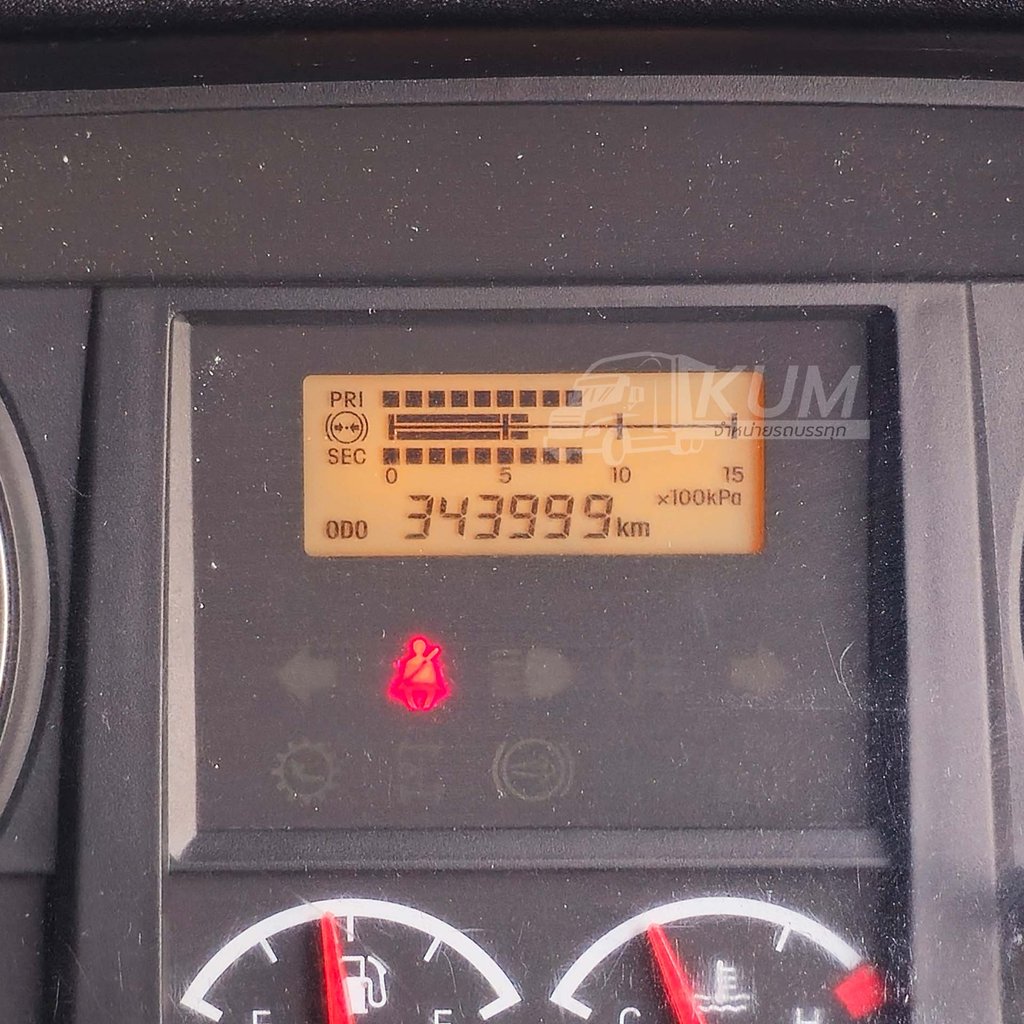 ถูกกว่าหลายแสนมาก สิบล้อตู้สิบบาน ISUZU FTR 240 แรง ปี 62 (8315)