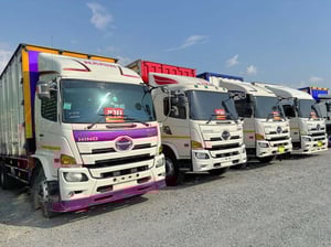 หกล้อ สิบล้อตู้สิบบาน เข้าใหม่ทุกวัน มีครบทุกรุ่นที่ตามหา ราคากำลังลง ตุนได้รีบตุนเลย (All)