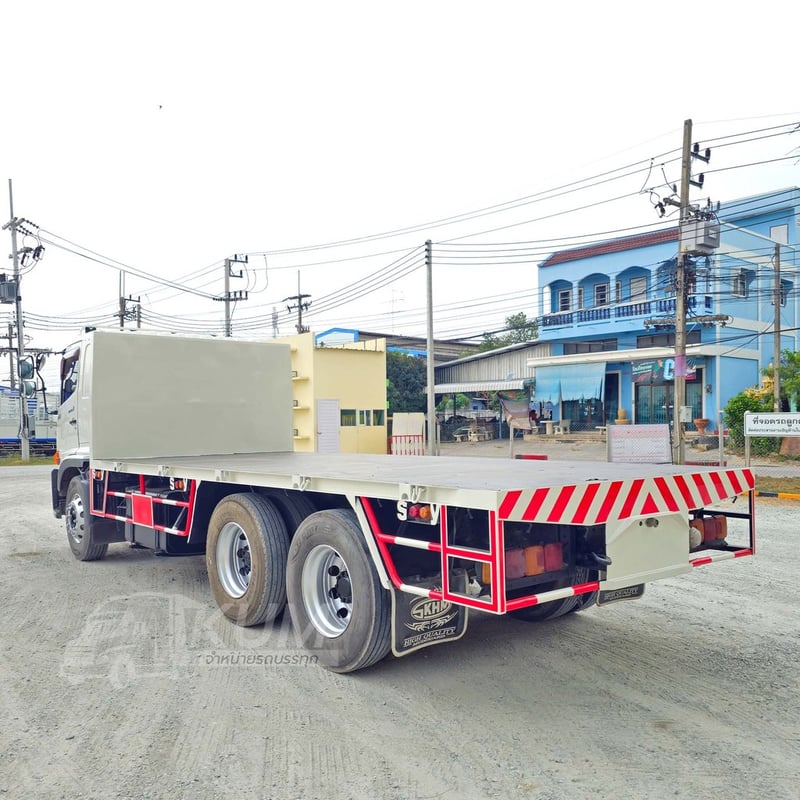 สิบล้อพื้นเรียบ HINO FL8J 260 แรง ปี 2560 (1784)