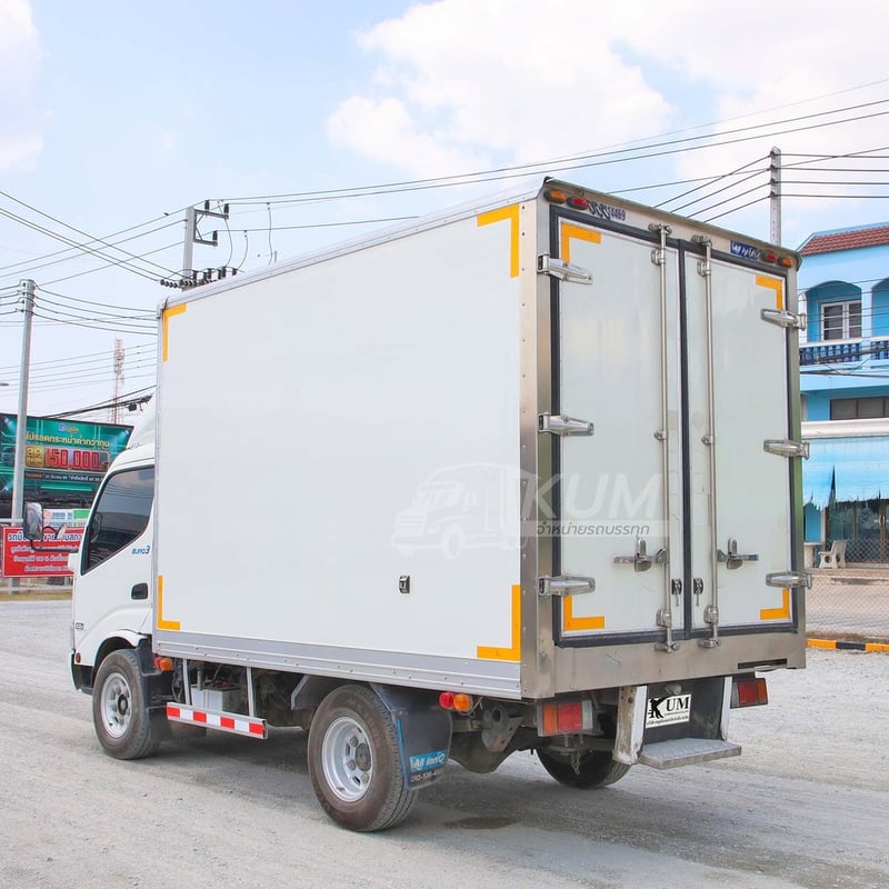 สี่ล้อตู้เย็น HINO XZU 136 แรง ปี 2567 (8556) สี่ล้อตู้เย็น HINO XZU 136 แรง ปี 2567 (8556)