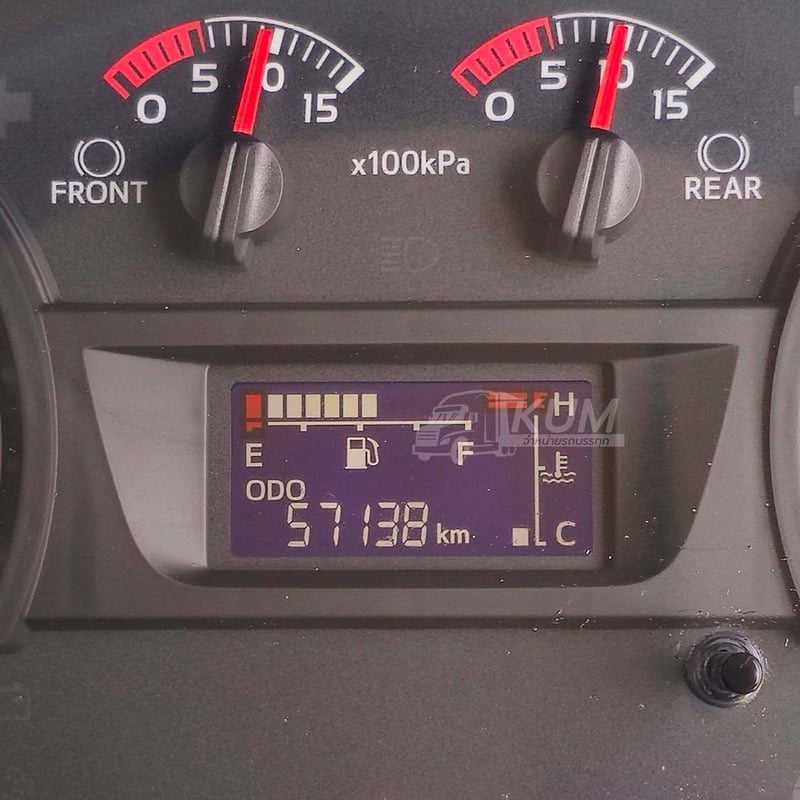 หกล้อบรรทุกขยะ HINO FG8J 240 แรง ปี 2566 (4039)