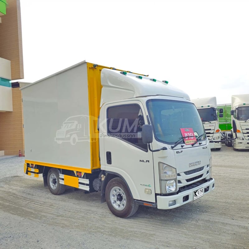 สี่ล้อตู้ ISUZU NLR 104 แรง ปี 2564 (1635)
