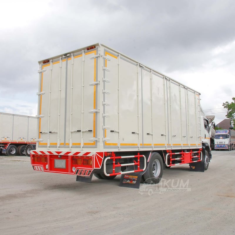 หกล้อตู้สิบบาน ISUZU FTR 240 แรง ปี 2561 (0510)