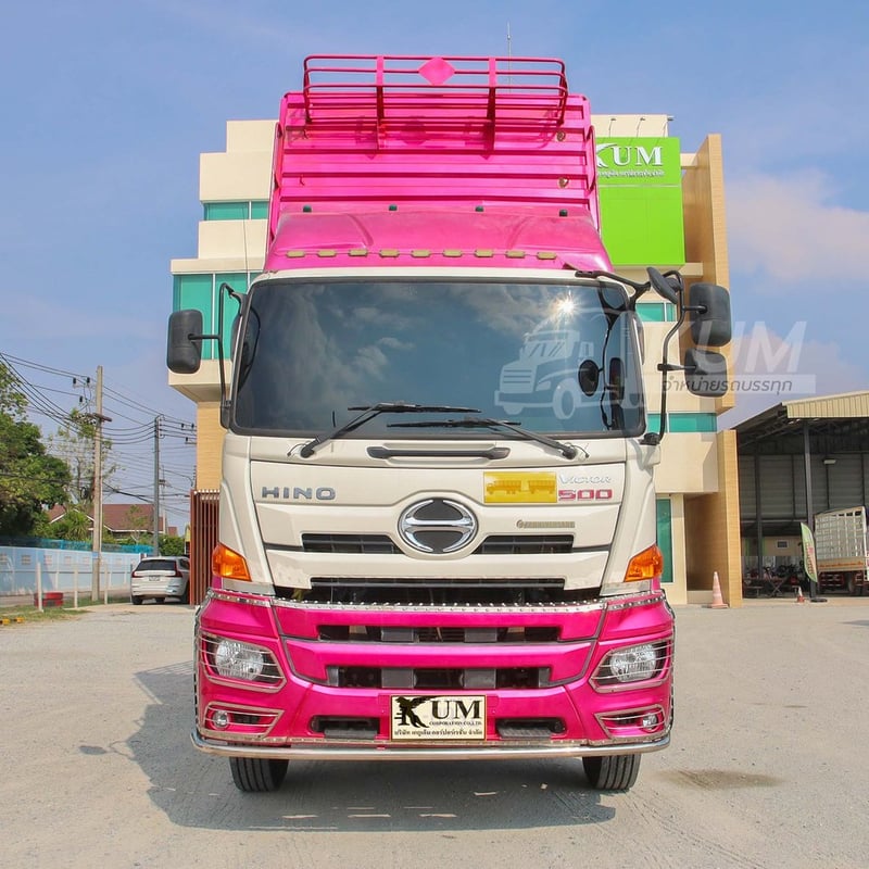 สิบล้อดั้มพ์ HINO FM1A 344 แรง ปี 2565 + หางดั้ม สามเพลา อู่พิรุธ ปี 2565 (0932 0933) สิบล้อดั้มพ์ HINO FM1A 344 แรง ปี 2565 + หางดั้ม สามเพลา อู่พิรุธ ปี 2565 (0932 0933)